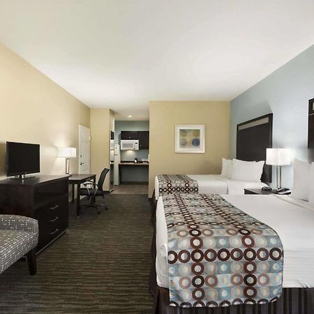 Days Inn Pearsall Exterior foto